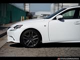 2016 Lexus IS photo 12