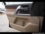 2013 Toyota Land Cruiser photo 28