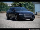 2017 Audi A4 photo 1