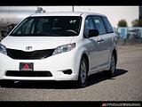 2014 Toyota Sienna photo 8