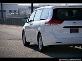 2014 Toyota Sienna photo 9