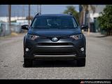 2018 Toyota RAV4 Hybrid photo 2