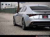 2023 Lexus IS photo 9