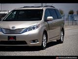 2013 Toyota Sienna photo 8