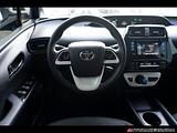 2018 Toyota Prius photo 14