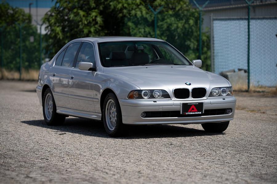 2002 BMW 5-Series