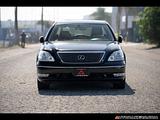 2005 Lexus LS photo 2