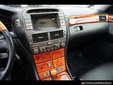 2005 Lexus LS photo 19