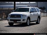 2015 Toyota Sequoia photo 3
