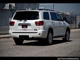 2015 Toyota Sequoia photo 6