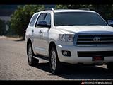 2015 Toyota Sequoia photo 7