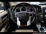 2015 Toyota Sequoia photo 14