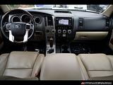 2015 Toyota Sequoia photo 16