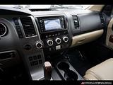 2015 Toyota Sequoia photo 20