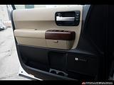 2015 Toyota Sequoia photo 29