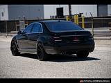 2010 Mercedes-Benz S-Class photo 4