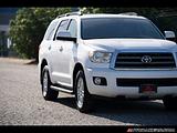 2013 Toyota Sequoia photo 7