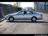 2004 Lexus LS photo 11