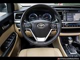 2015 Toyota Highlander photo 14